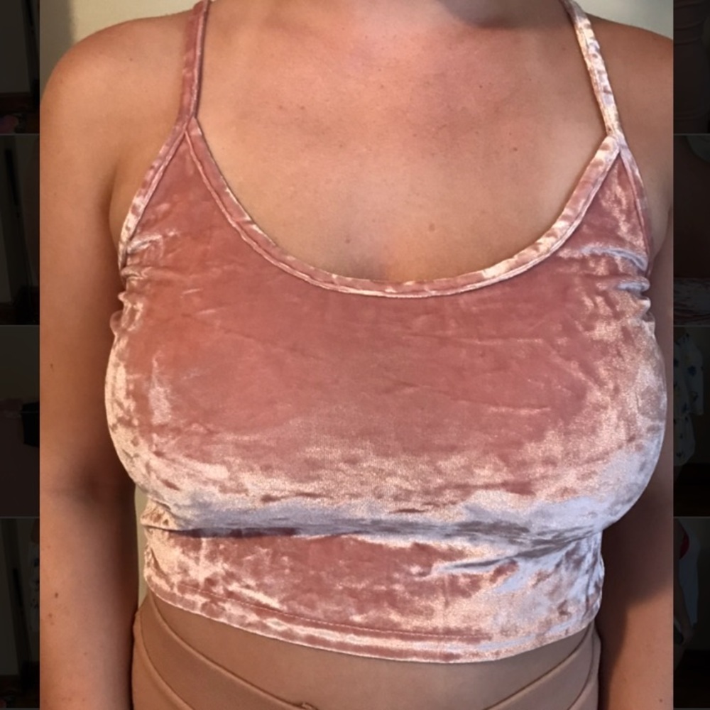 BRAND NEW Topshop light pink velvet crop top